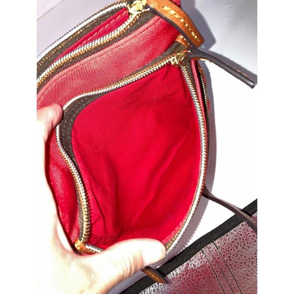 DOONEY & BOURKE SMALL RED CANVAS BROWN LEATHER CROSSBODY BAG - Picture 11 of 12